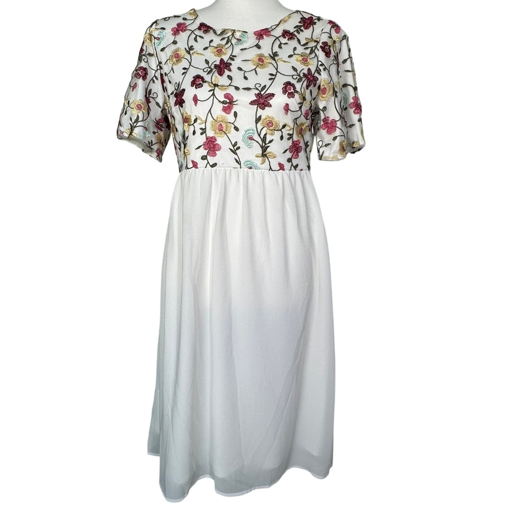 JESSAKAE Women's XS Floral Embroidered White Midi Dress Short‎ Sleeve Layered - Picture 2 of 10